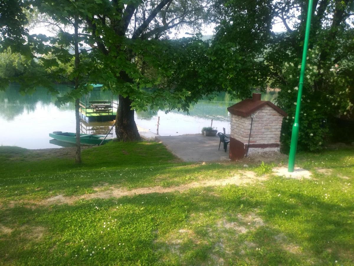Ribarska Vila Donje Lohovo المظهر الخارجي الصورة