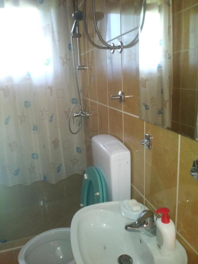 Ribarska Vila Donje Lohovo المظهر الخارجي الصورة