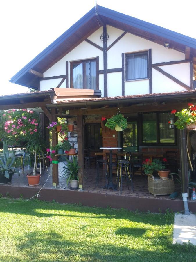 Ribarska Vila Donje Lohovo المظهر الخارجي الصورة